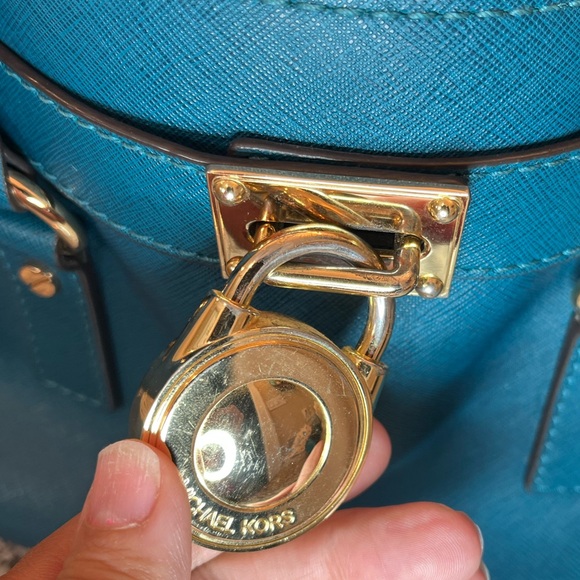 Michael Kors Teal Hamilton Satchel and Wallet Set! - Picture 11 of 16